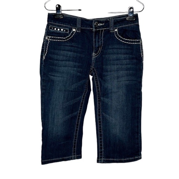 Miss Chic USA Embellished Denim Capri Jeans Short - Picture 1 of 12